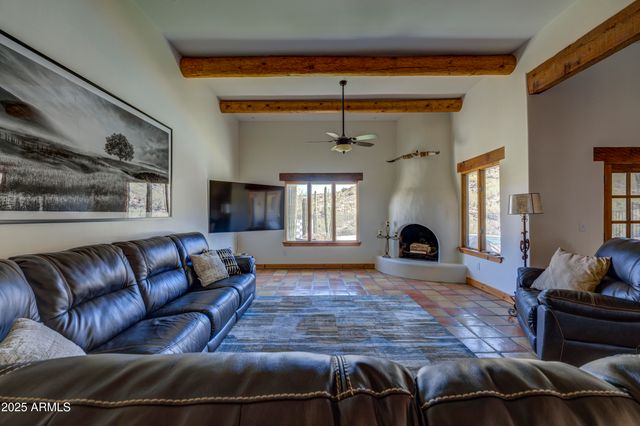 40445 N 32ND Street, Cave Creek, AZ 85331