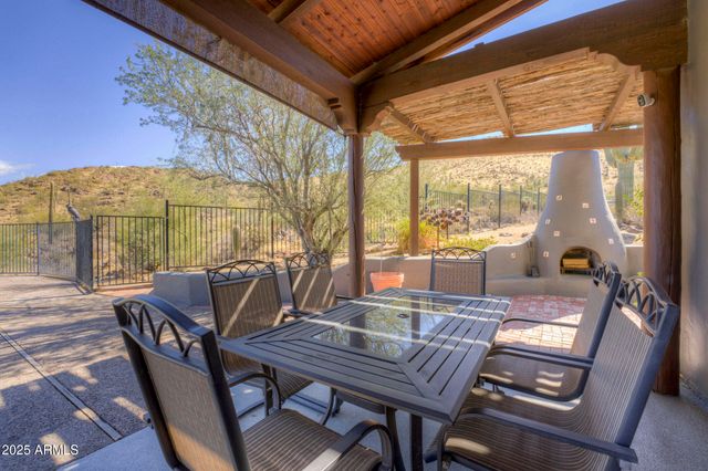 40445 N 32ND Street, Cave Creek, AZ 85331