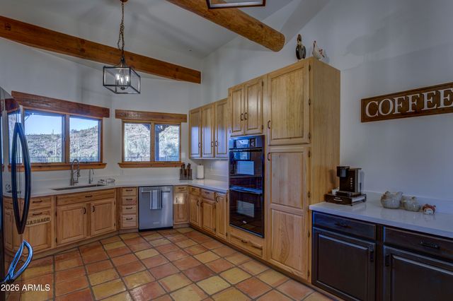 40445 N 32ND Street, Cave Creek, AZ 85331