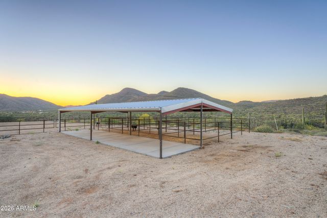 40445 N 32ND Street, Cave Creek, AZ 85331