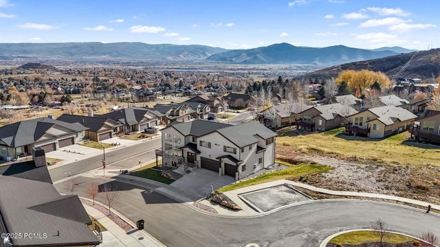 1085 Olympic Circle, Midway, UT 84049