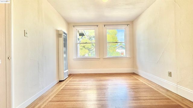 6446 Colby St, Oakland, CA 94618