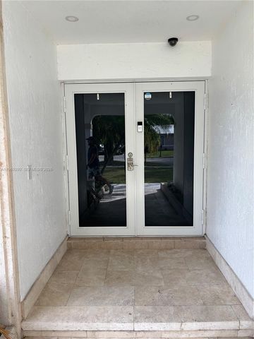 28211 SW 136th Pl, Homestead, FL 33033