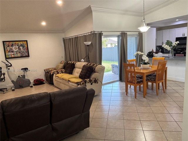 28211 SW 136th Pl, Homestead, FL 33033