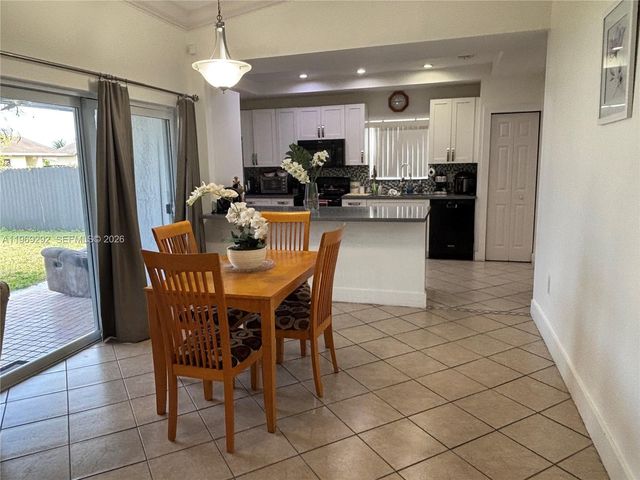 28211 SW 136th Pl, Homestead, FL 33033