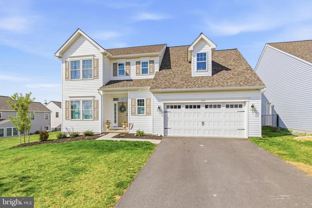 222 BUTTERNUT DR, Oxford, PA 19363