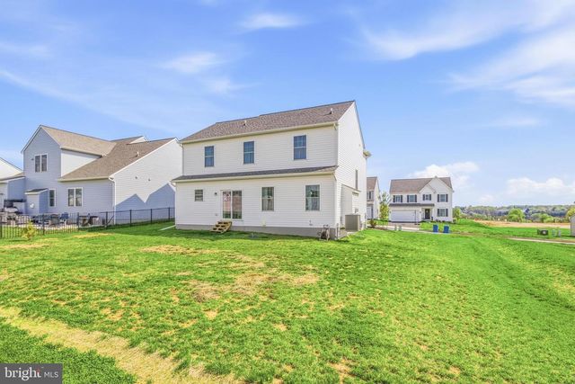 222 BUTTERNUT DR, Oxford, PA 19363
