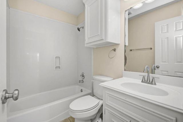 107 Meadowlark Court, Richwood, TX 77566