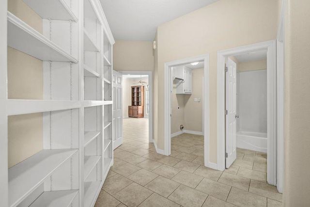 107 Meadowlark Court, Richwood, TX 77566