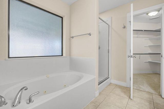 107 Meadowlark Court, Richwood, TX 77566