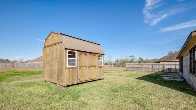 107 Meadowlark Court, Richwood, TX 77566
