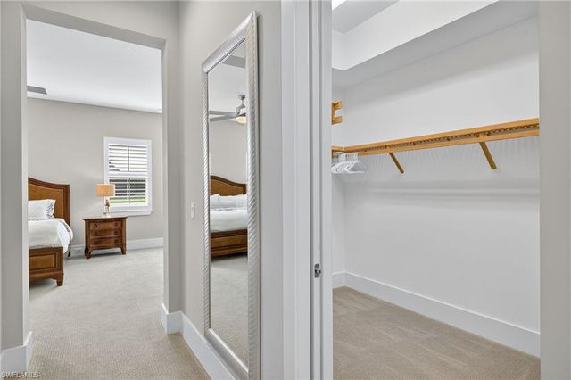 14832 Dockside LN, Naples, FL 34114