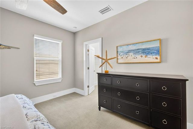 14832 Dockside LN, Naples, FL 34114