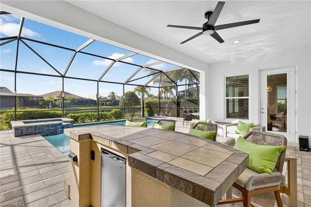 14832 Dockside LN, Naples, FL 34114