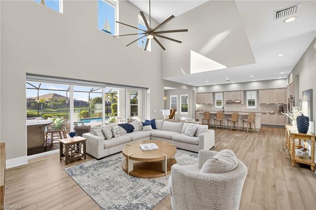 14832 Dockside LN, Naples, FL 34114