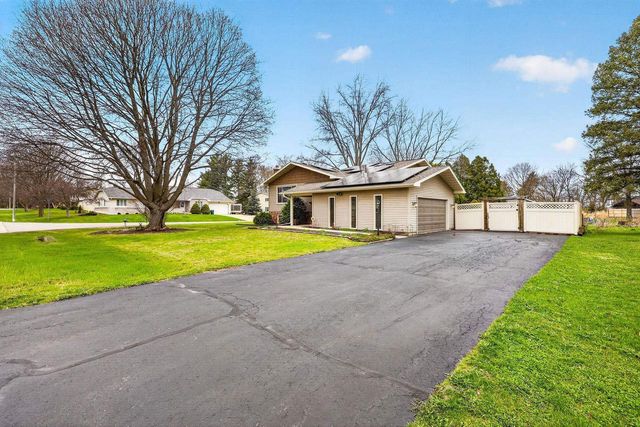 3468 Cottontail Trail, Madison, WI 53718