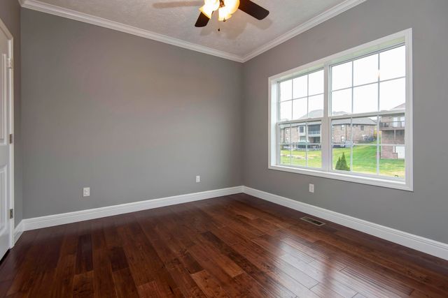 6008 S Mccann Avenue, Springfield, MO 65804