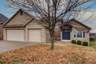 6008 S Mccann Avenue, Springfield, MO 65804