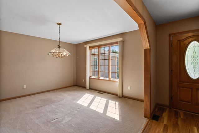 312 Fairfield Drive, Crown Point, IN 46307