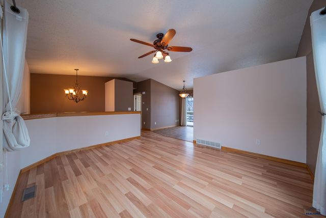 3400 HALL, Rapid City, SD 57702