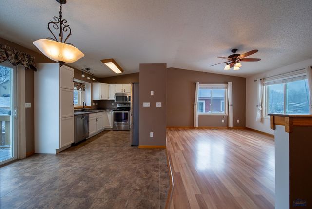 3400 HALL, Rapid City, SD 57702