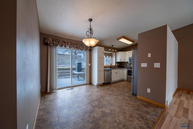 3400 HALL, Rapid City, SD 57702