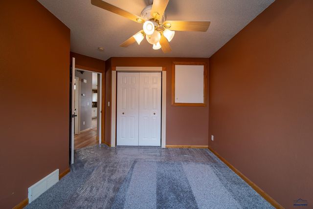 3400 HALL, Rapid City, SD 57702