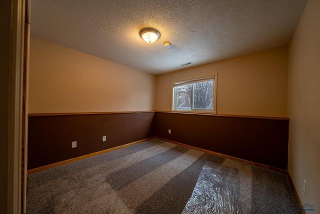 3400 HALL, Rapid City, SD 57702