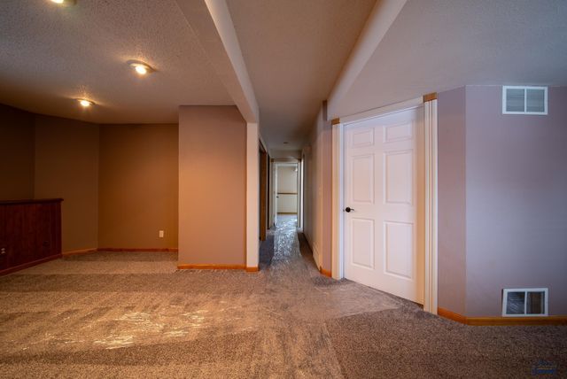 3400 HALL, Rapid City, SD 57702