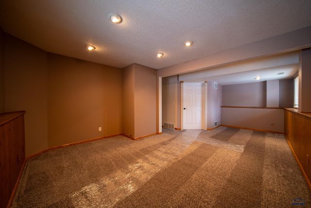 3400 HALL, Rapid City, SD 57702