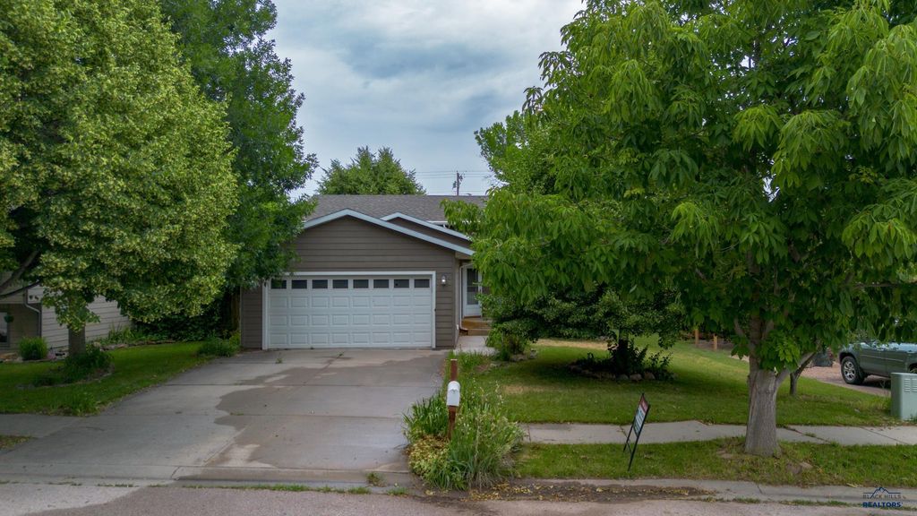 3400 HALL, Rapid City, SD 57702