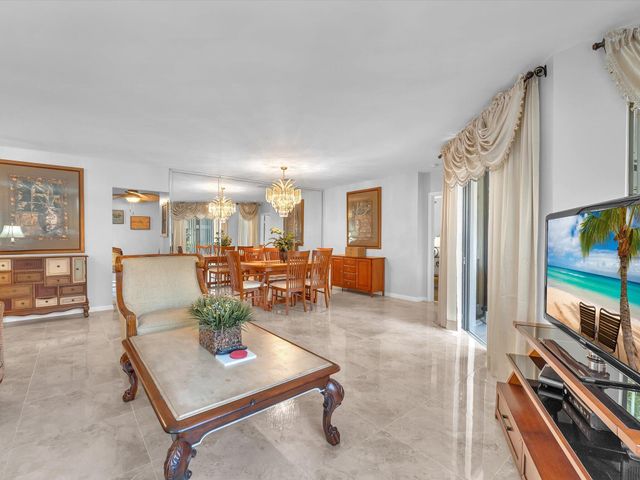 5234 Europa Drive A, Boynton Beach, FL 33437