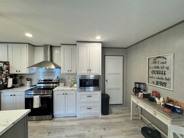 374 Heartland Estates, Russell Springs, KY 42642