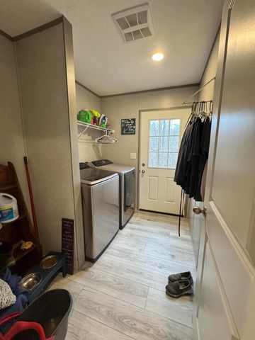 374 Heartland Estates, Russell Springs, KY 42642