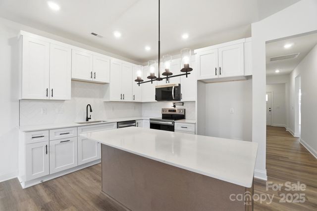 201 Dale Drive 2, Cherryville, NC 28021