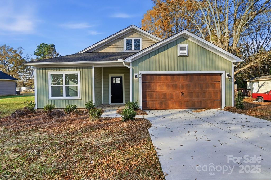 201 Dale Drive 2, Cherryville, NC 28021