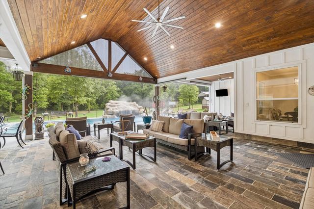 5050 Fm 222 Loop S, Coldspring, TX 77331
