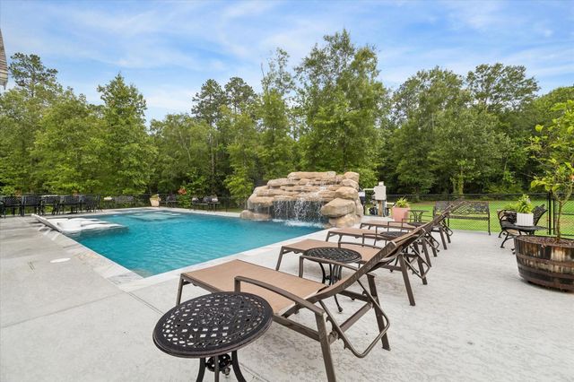 5050 Fm 222 Loop S, Coldspring, TX 77331
