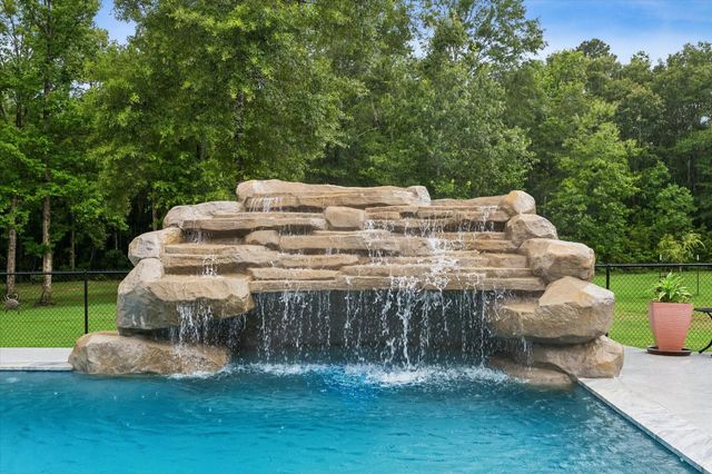 5050 Fm 222 Loop S, Coldspring, TX 77331
