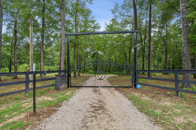 5050 Fm 222 Loop S, Coldspring, TX 77331