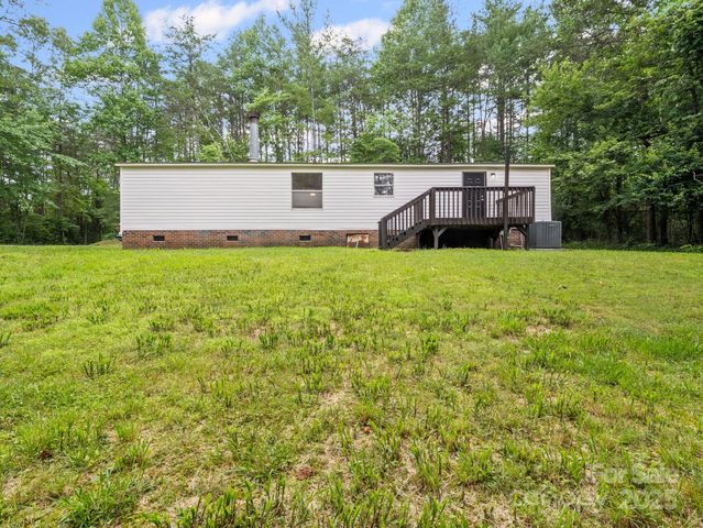 2270 Hartland Forest Drive, Morganton, NC 28655