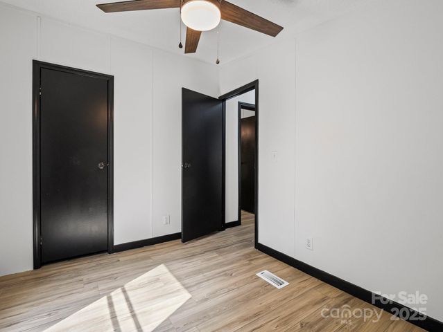 2270 Hartland Forest Drive, Morganton, NC 28655