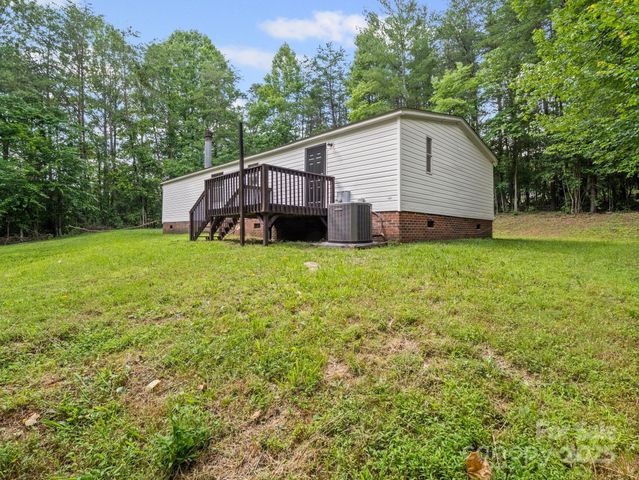 2270 Hartland Forest Drive, Morganton, NC 28655