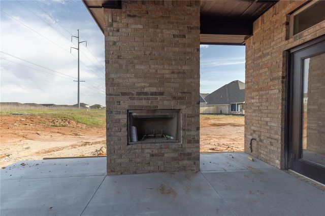 11629 Abigail Way, Yukon, OK 73099