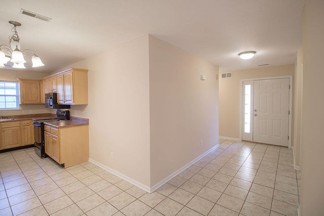 1881 FIELD ST, Columbia, MO 65203