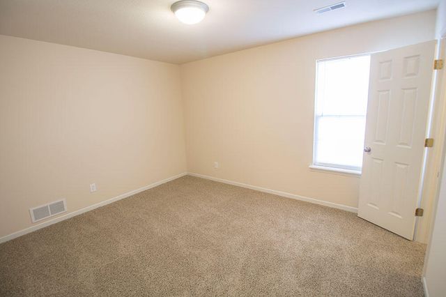 1881 FIELD ST, Columbia, MO 65203