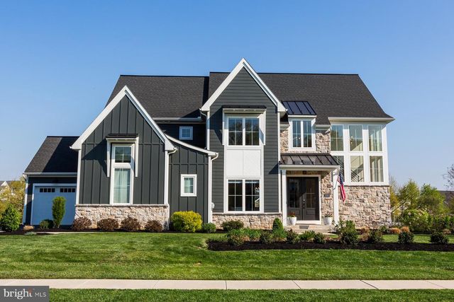 1016 VALLEY CROSSING DR, Lititz, PA 17543