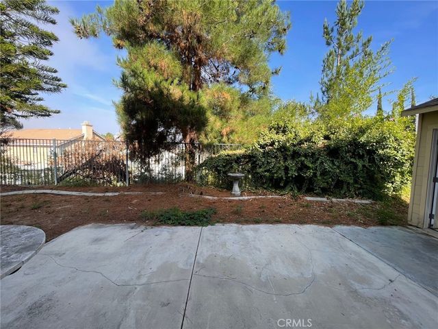 1434 Haddington Drive, Riverside, CA 92507