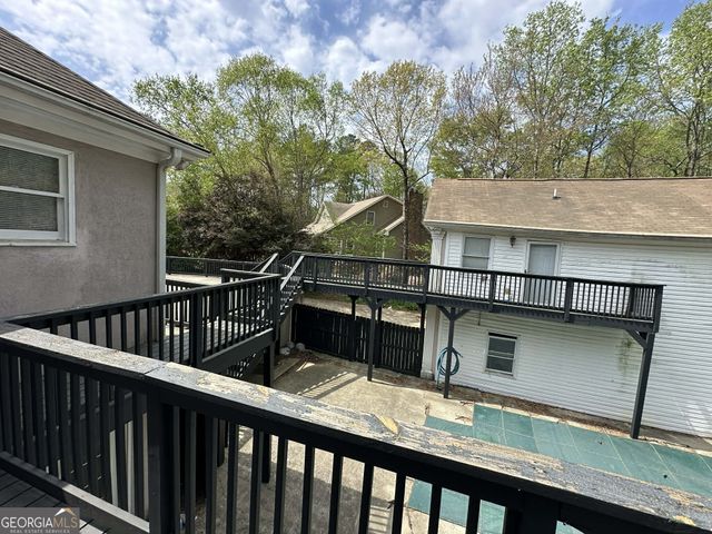 4065 Pate Branch Court, Loganville, GA 30052