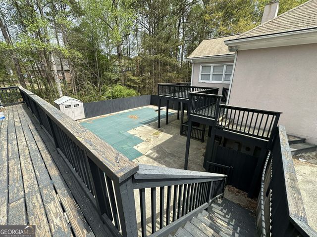4065 Pate Branch Court, Loganville, GA 30052